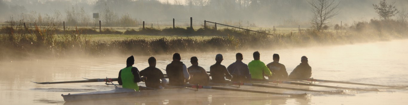 Roeivereniging Salland op het water