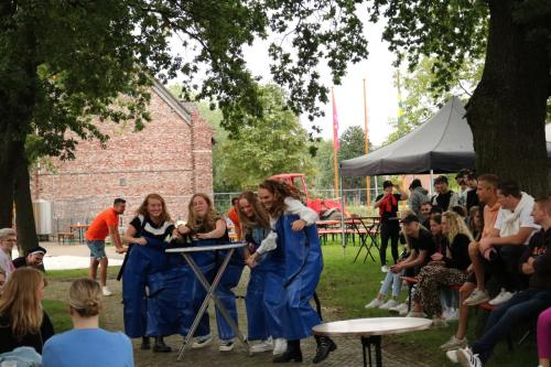 Bar-hopping-challenge-11