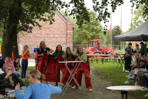 Bar-hopping-challenge-16