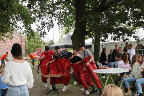 Bar-hopping-challenge-24