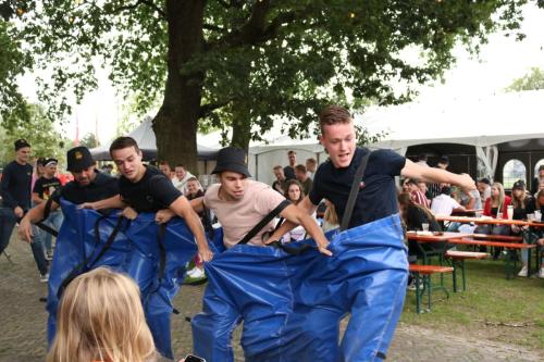 Bar-hopping-challenge-27