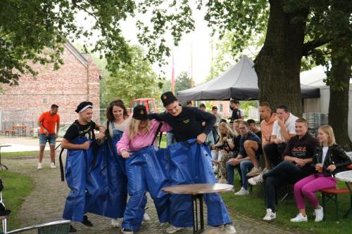 Bar-hopping-challenge-29