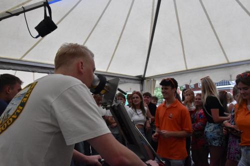 Bar-Hopping-Challenge-02