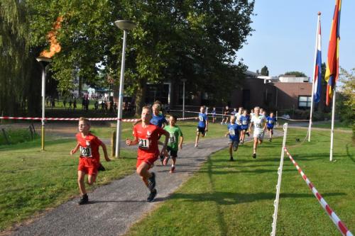 1-km-jongens-9-t-m-11-jaar-25