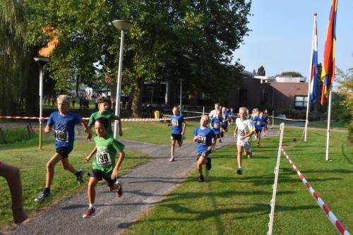 1-km-jongens-9-t-m-11-jaar-26