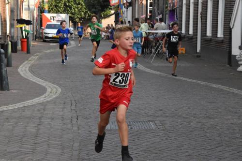 1-km-jongens-9-t-m-11-jaar-42