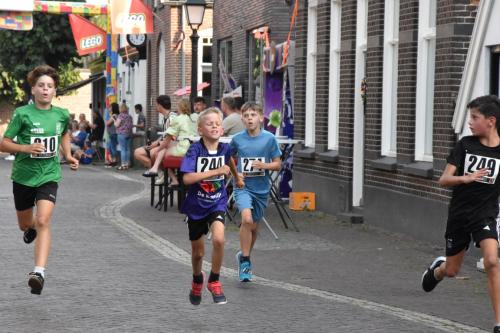 1-km-jongens-9-t-m-11-jaar-43