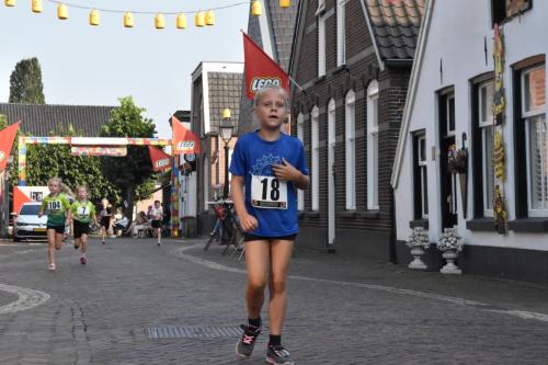1-km-meisjes-t-m-8-jaar-56
