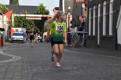 1-km-meisjes-t-m-8-jaar-57