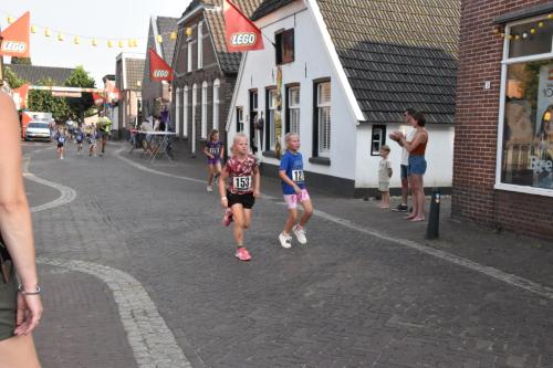 1-km-meisjes-t-m-8-jaar-60