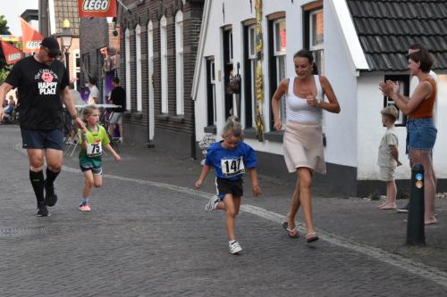 1-km-meisjes-t-m-8-jaar-64