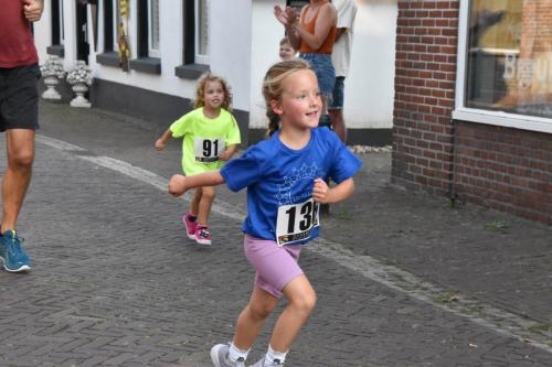 1-km-meisjes-t-m-8-jaar-70