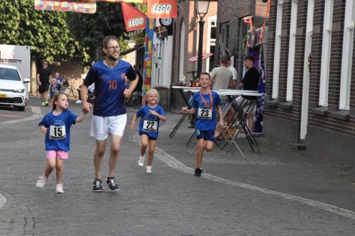 1-km-meisjes-t-m-8-jaar-71