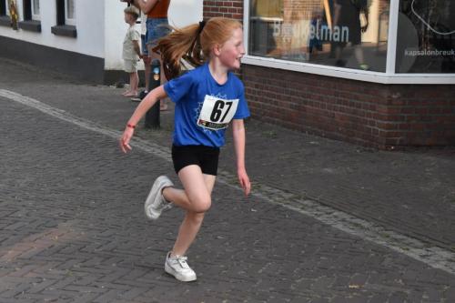 1-km-meisjes-t-m-8-jaar-72