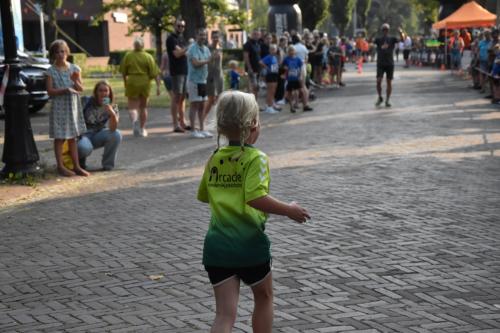 1-km-meisjes-t-m-8-jaar-80