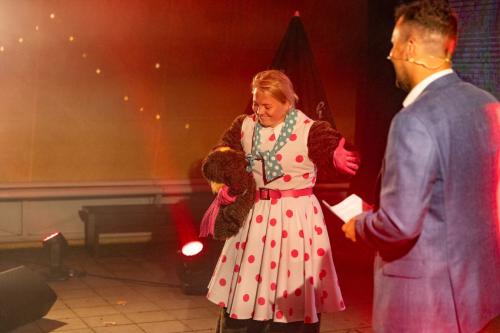 The-masked-singer-204-van-211