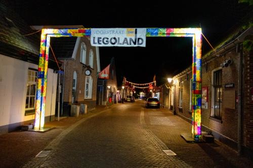 Voorstraat-LEGO-2