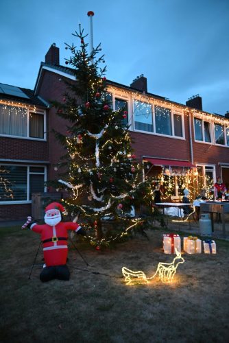 2025-Straatversiering-De-Oostermaat-Spoorzicht-2